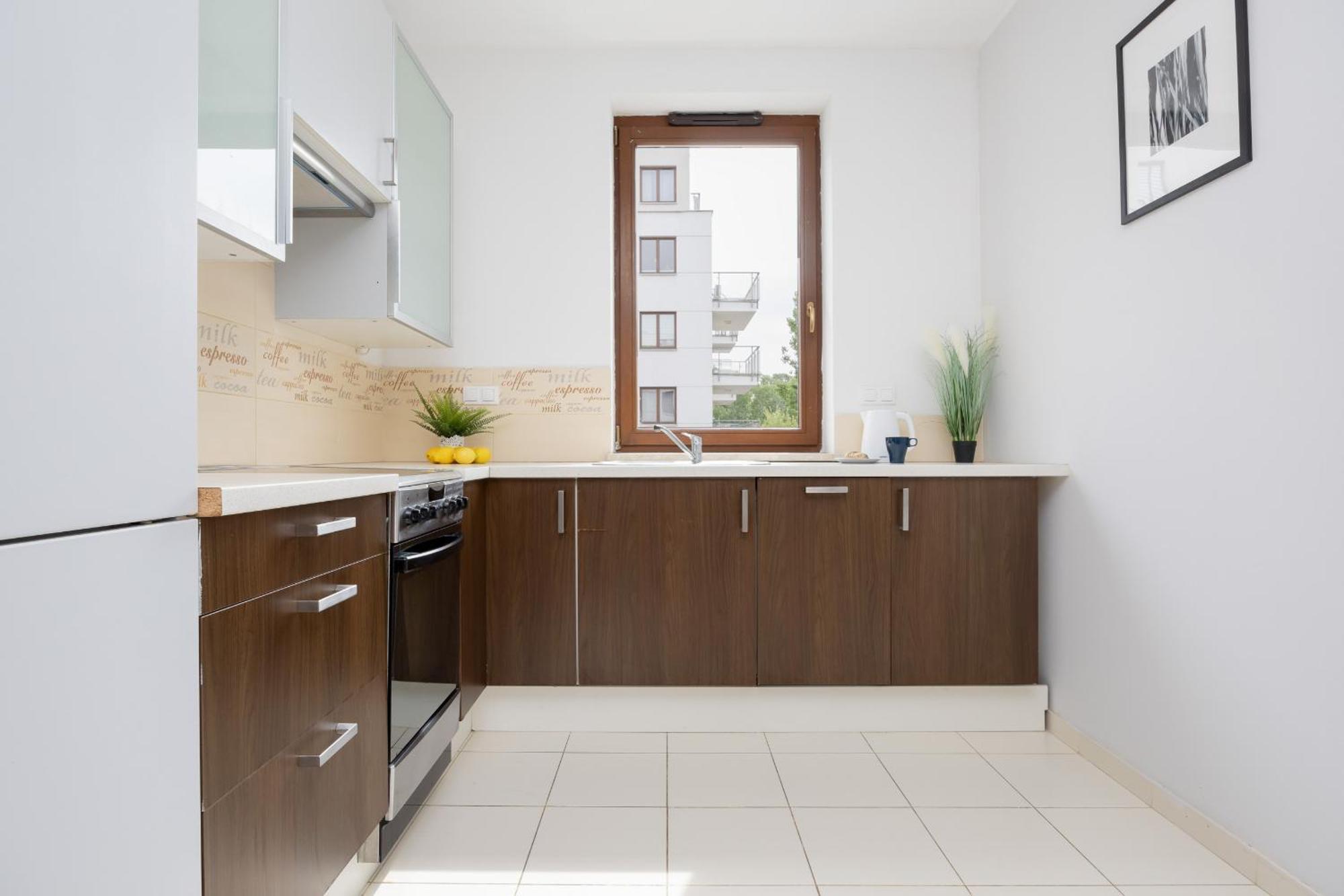 City Apartment With Parking Near Metro Mlociny By Noclegi Renters 华沙 外观 照片
